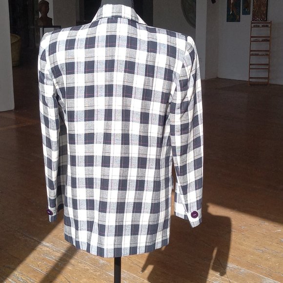 Navy and white buffalo  plaid double-breasted Blazer - Picture 4 of 10